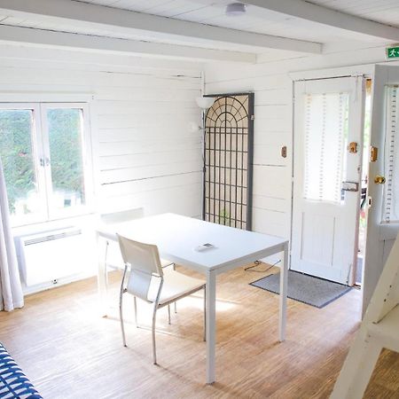 Les Cabanes Parisiennes - Chalets 1H30 From Paris - 62P Sainte-Geneviève-des-Bois Dış mekan fotoğraf