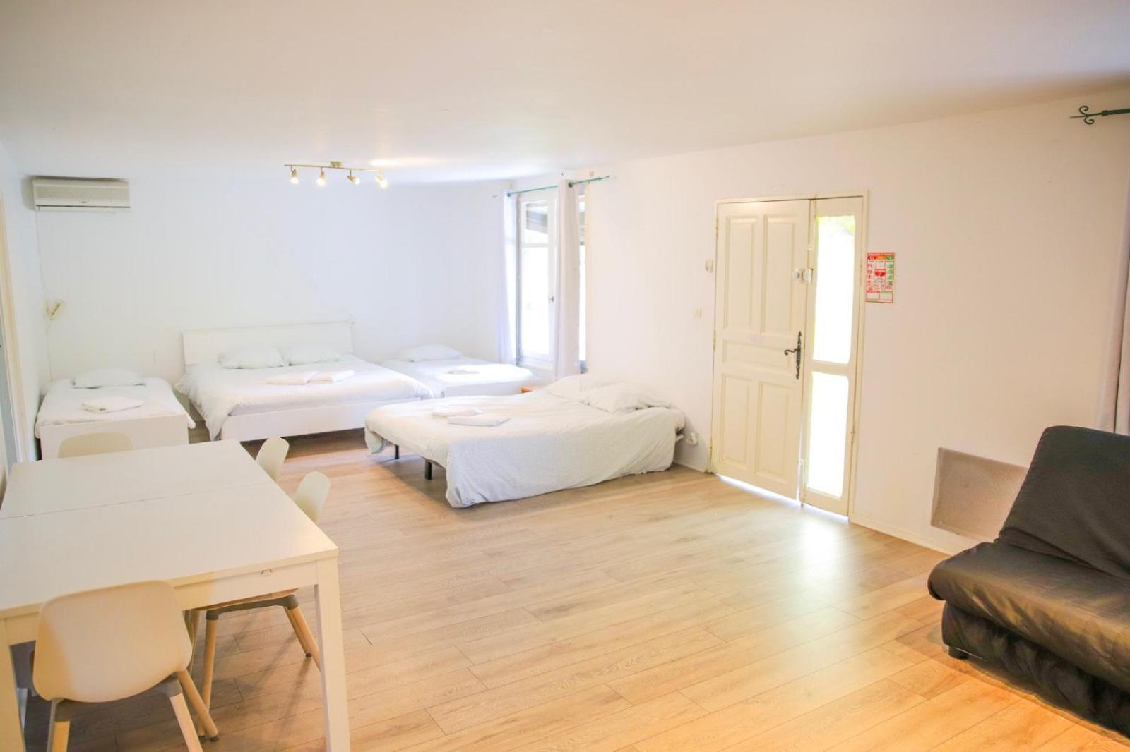 Les Cabanes Parisiennes - Chalets 1H30 From Paris - 62P Sainte-Geneviève-des-Bois Dış mekan fotoğraf