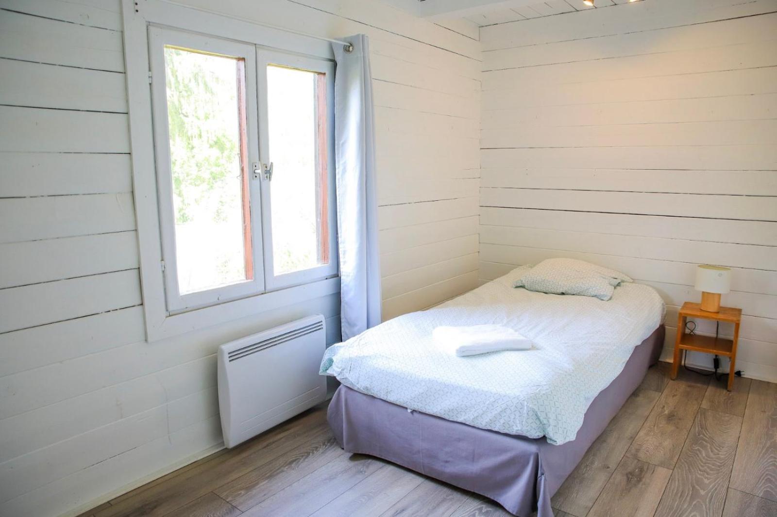 Les Cabanes Parisiennes - Chalets 1H30 From Paris - 62P Sainte-Geneviève-des-Bois Dış mekan fotoğraf