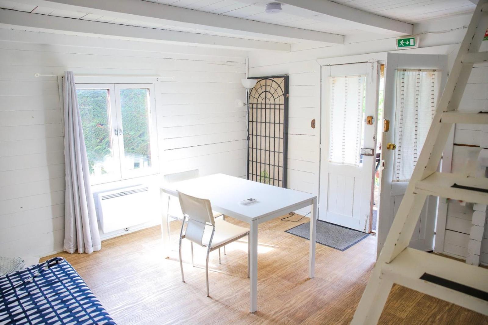 Les Cabanes Parisiennes - Chalets 1H30 From Paris - 62P Sainte-Geneviève-des-Bois Dış mekan fotoğraf