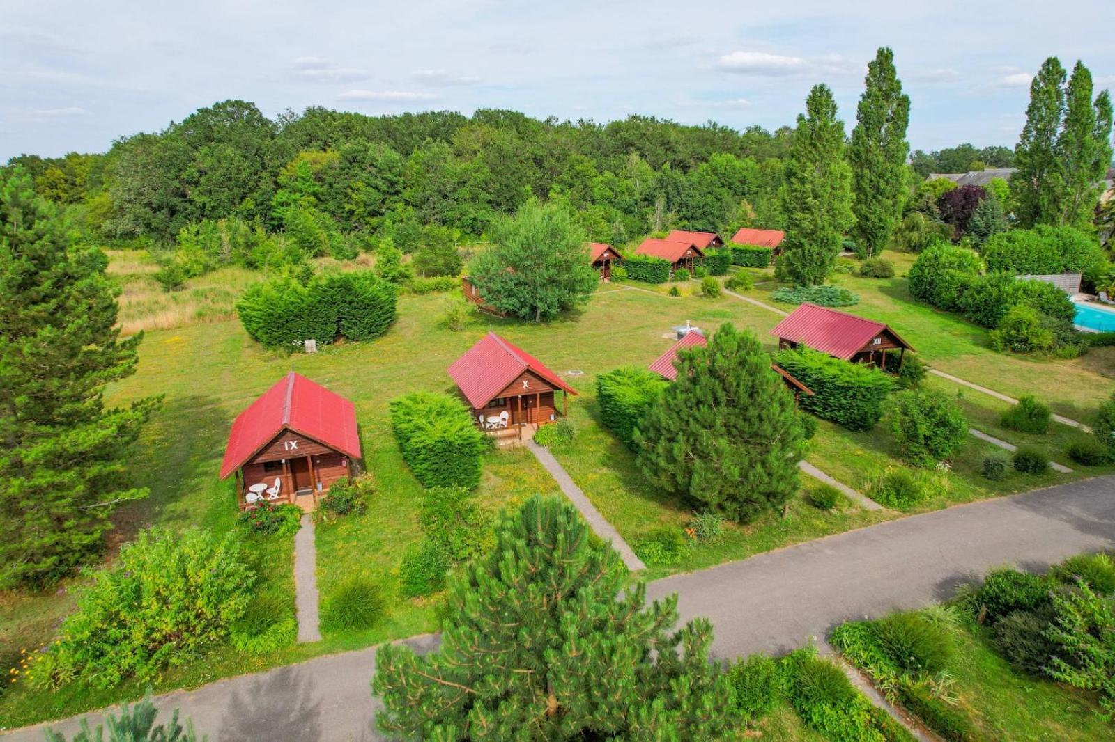 Les Cabanes Parisiennes - Chalets 1H30 From Paris - 62P Sainte-Geneviève-des-Bois Dış mekan fotoğraf